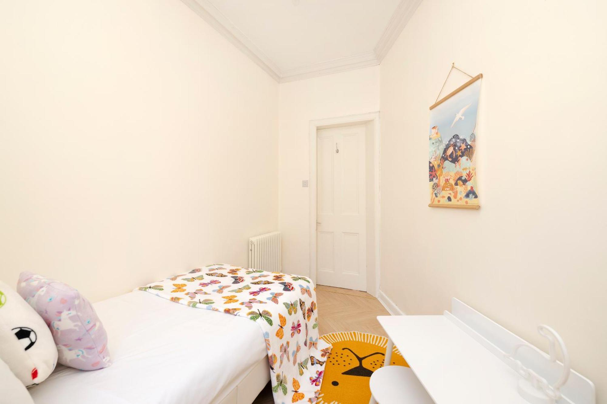 Joivy Modern Flat In City Centre - For Up To 3 Guests Apartment Edinburgh Exterior photo